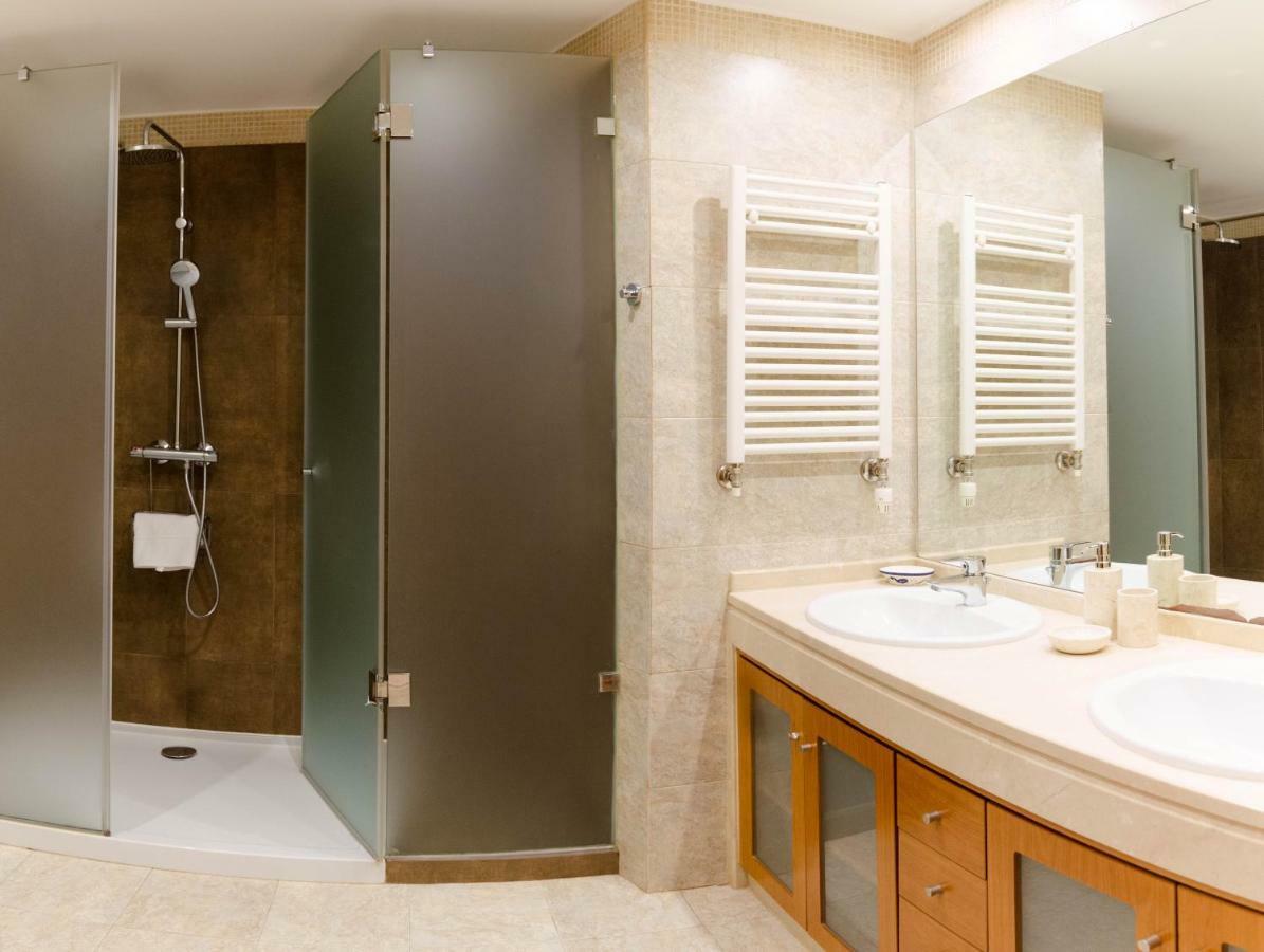 ליסבון Joivy Graca Luminous 2-Br Apartment With Terrace מראה חיצוני תמונה